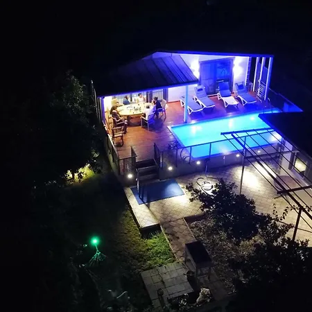 度假居 Eyluel House *